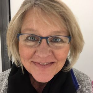 Meet your Posher, Holly